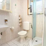 Apartment With A Parking Space Gradac, Makarska - 6825
