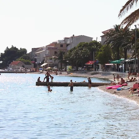 With A Parking Space Gradac, Makarska - 6825 Gradac (Split-Dalmatia)